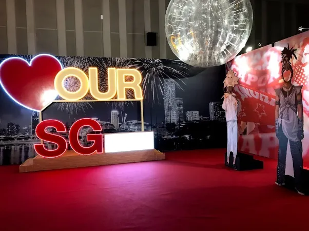 OUR SG heart sign and photo spot